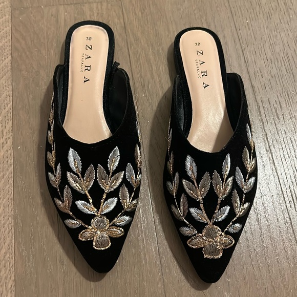 Zara Black Velvet Embroidered Slipper flats - Picture 1 of 3